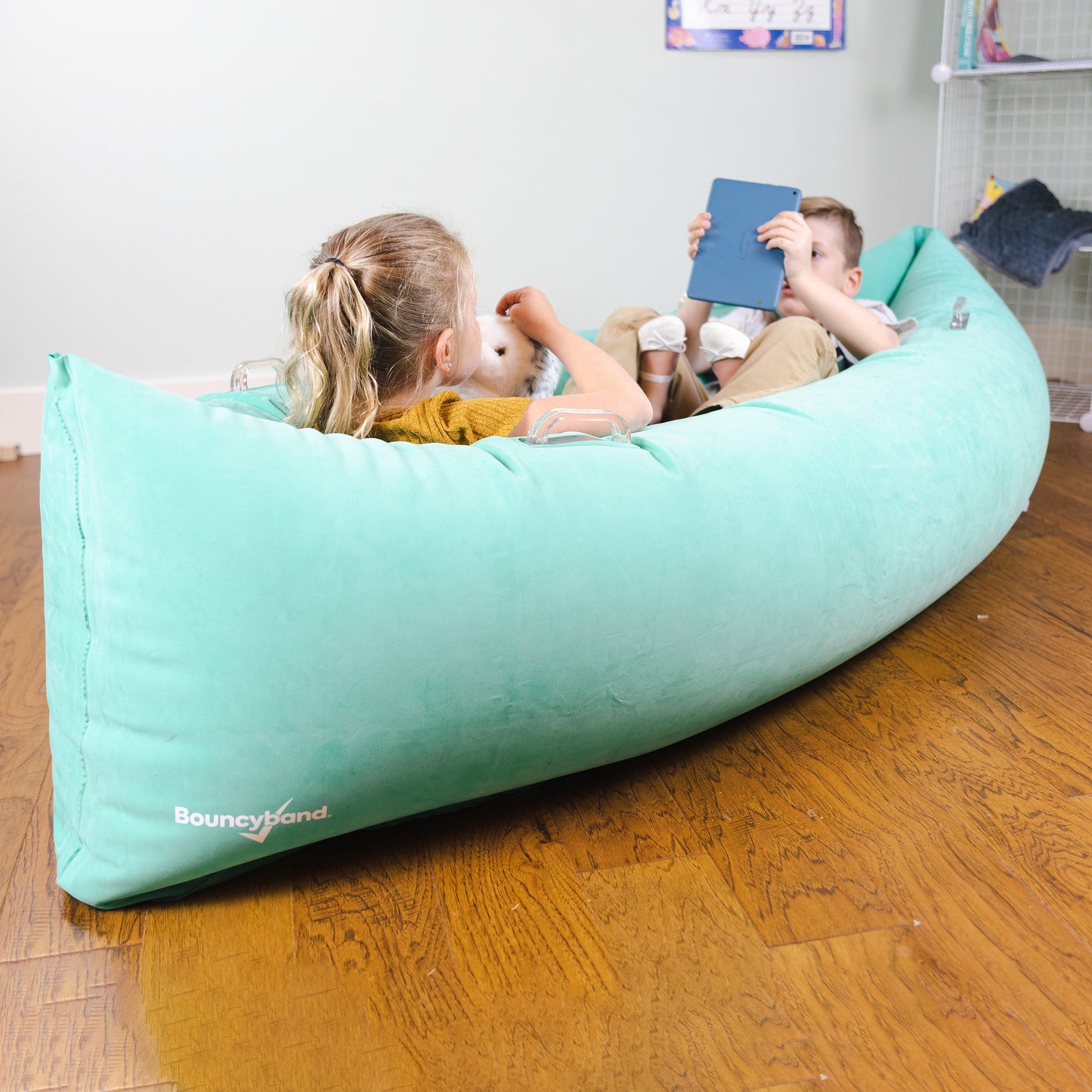 Comfy Hugging Peapod 80"