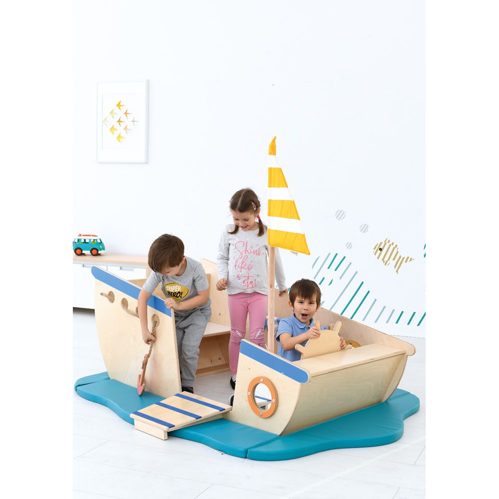 Play Ship with Ramp and Activities by Moje Bambino