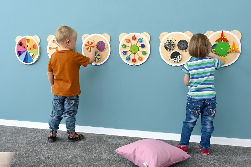 Color Mix Rotating Sensory Wall Panel by Moje Bambino