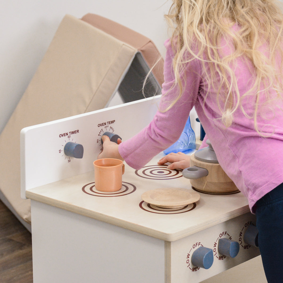 Toddler Combination Play Kitchen, Ready to Assemble, view 7