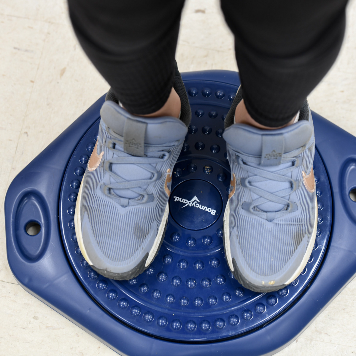 Stand & Twist Rotating Balance Disc – Classroom Pack, view 3