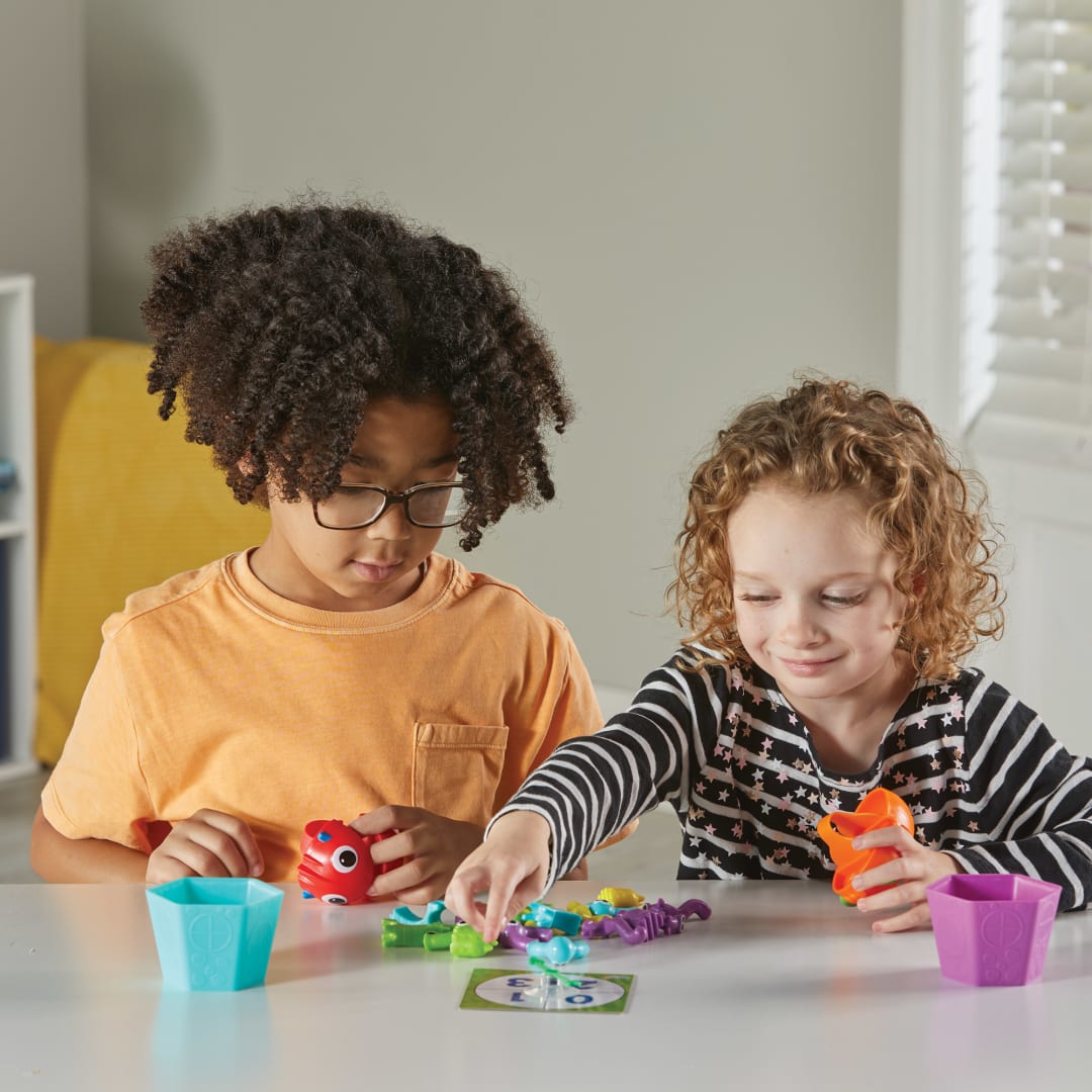 Monster Grabbers Fine Motor Sorting Set – Classroom Pack, view 3