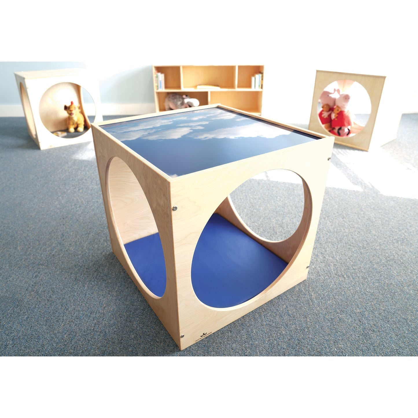 Toddler Acrylic Sky Top Play Cube With Mat